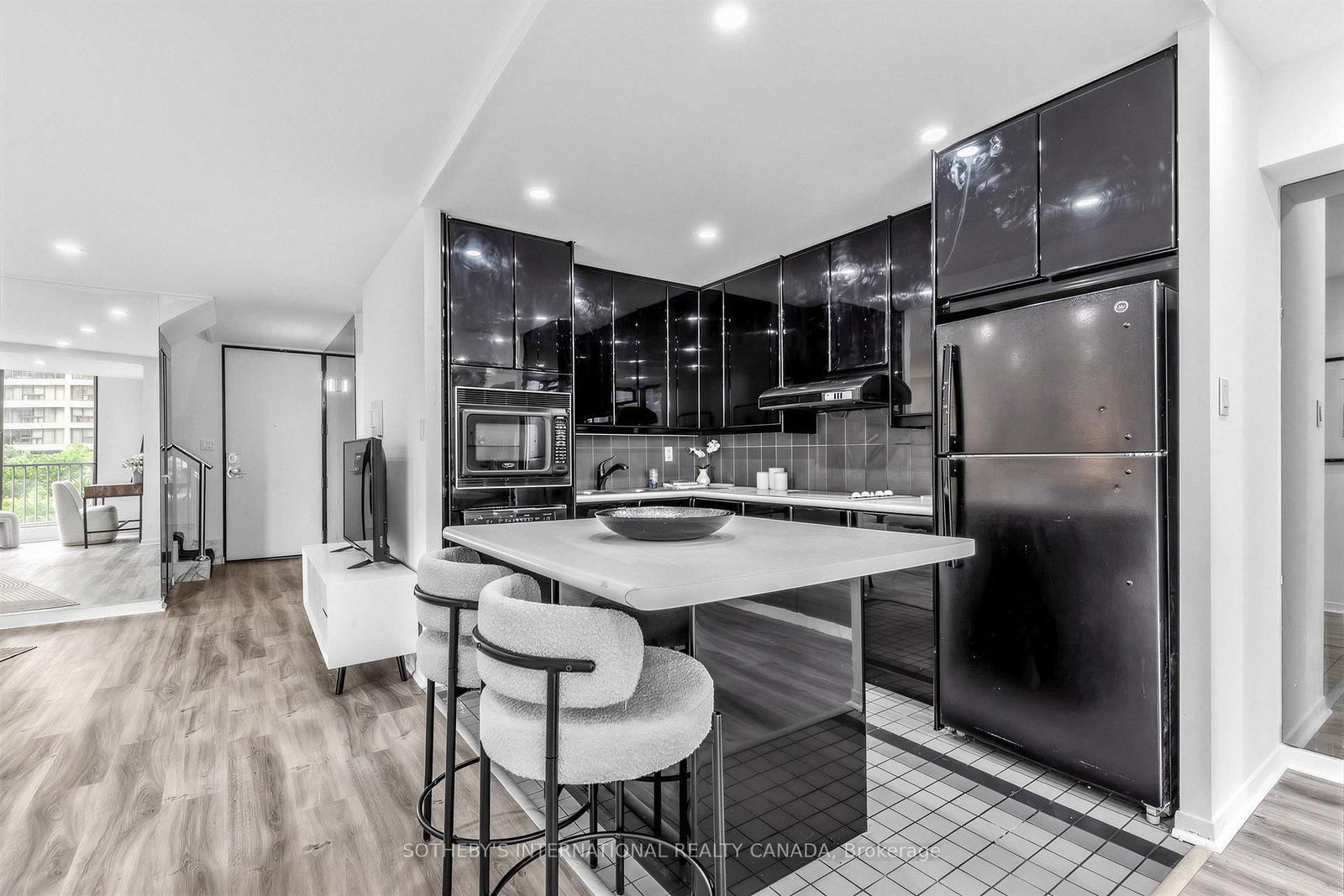 33 Harbour Square • #1008 • Toronto, ON photo 15