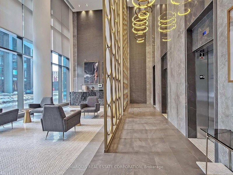 505 - 330 Richmond Street W