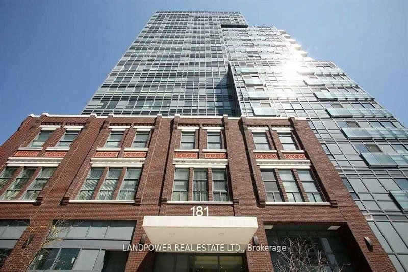 home for lease on 1102-181 Huron Street