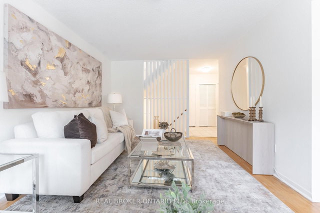 15 - 10 Leith Hill Road