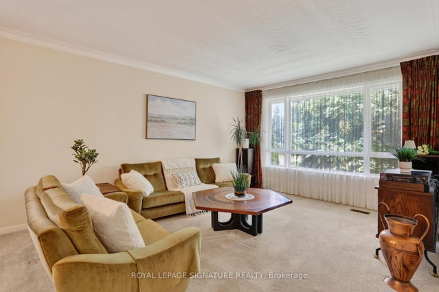1 Tanburn Place