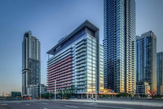 home for lease on 1202-4K Spadina Avenue