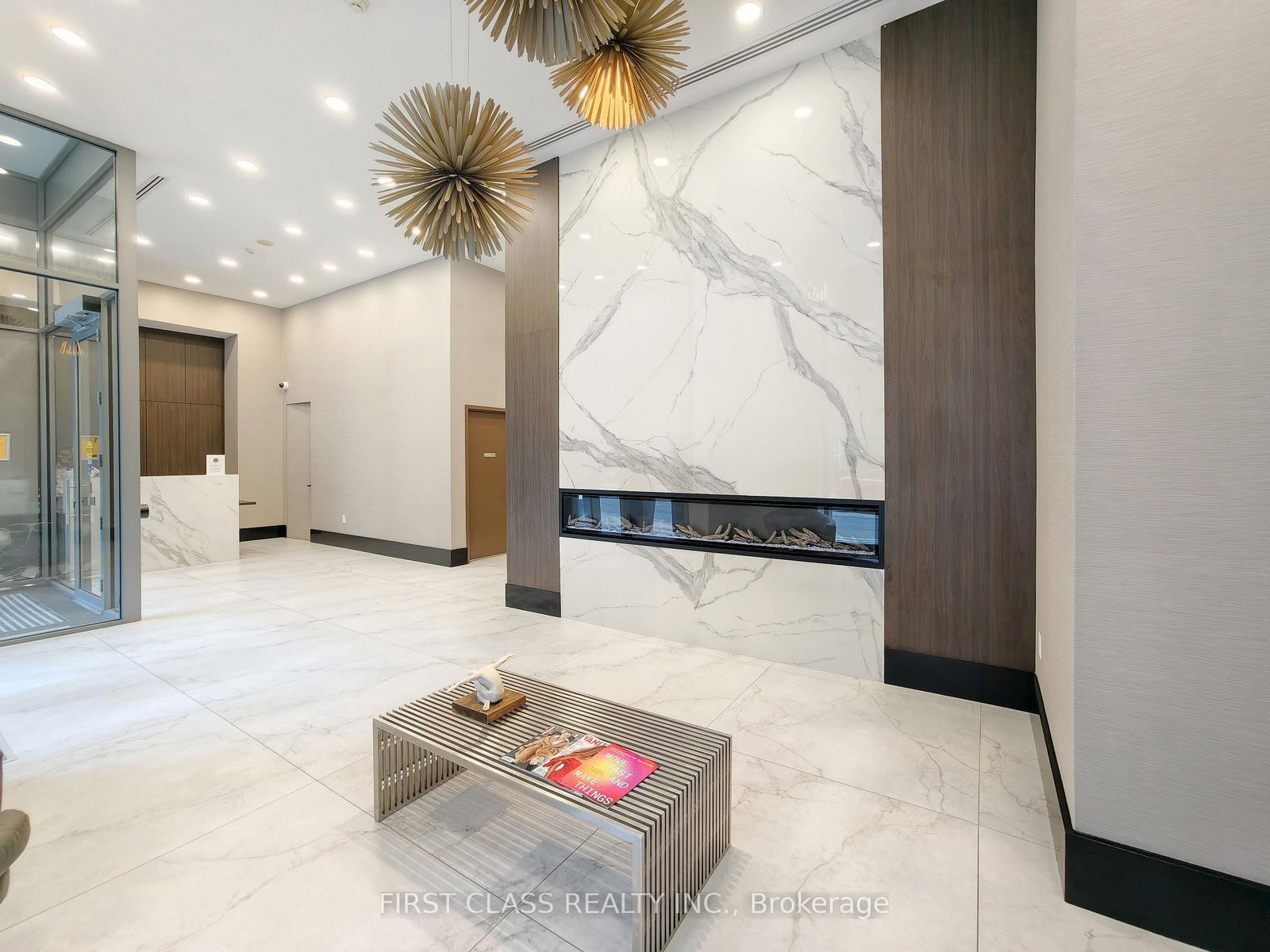 2501-21 Balmuto Street, Toronto, ON, photo 3