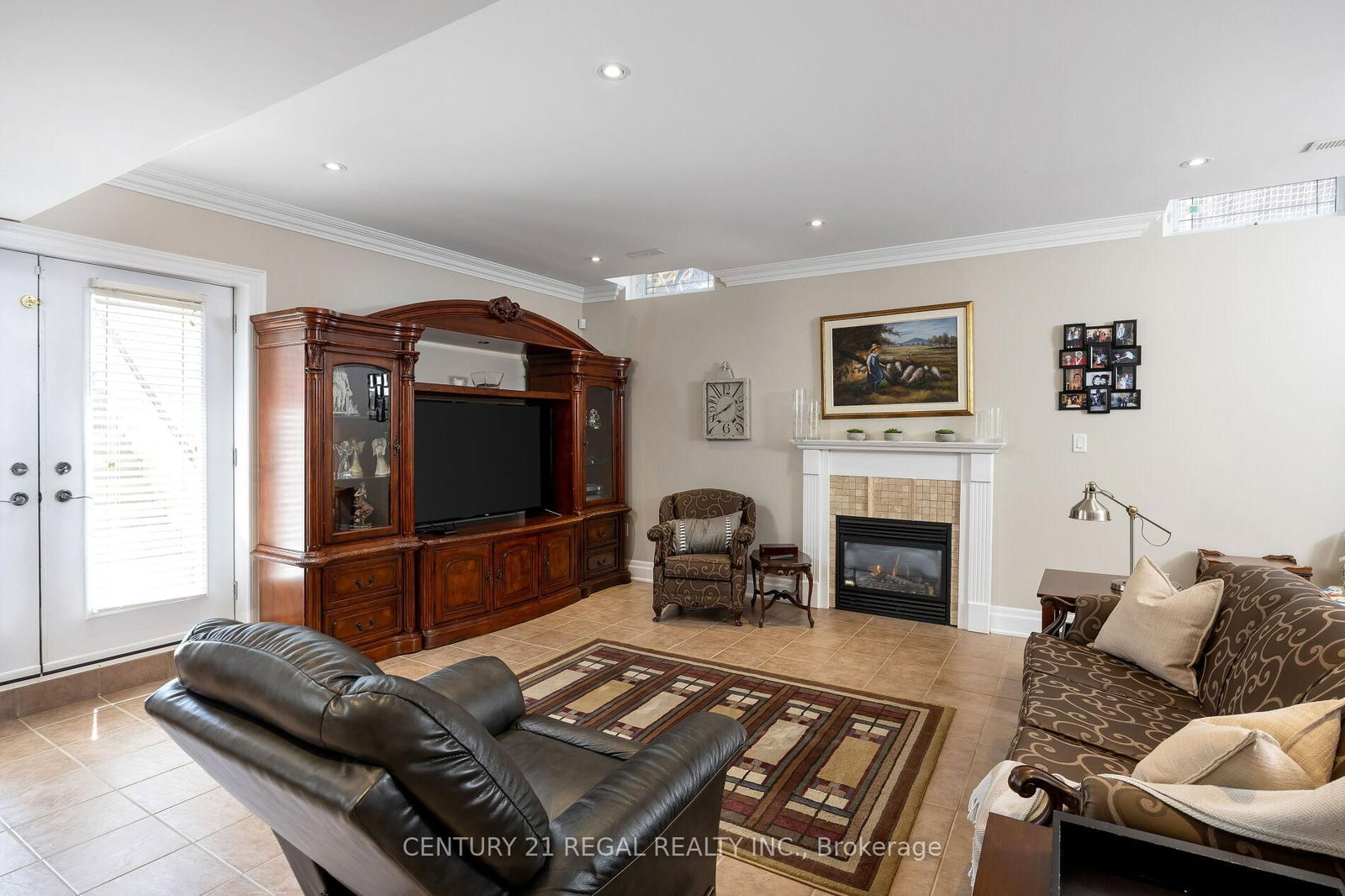127 Sultana Avenue • Toronto, ON photo 13