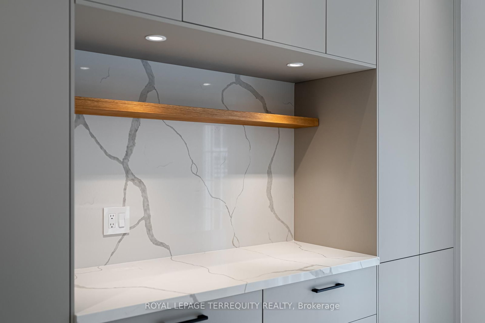 244 George Street, Toronto, ON, photo 3