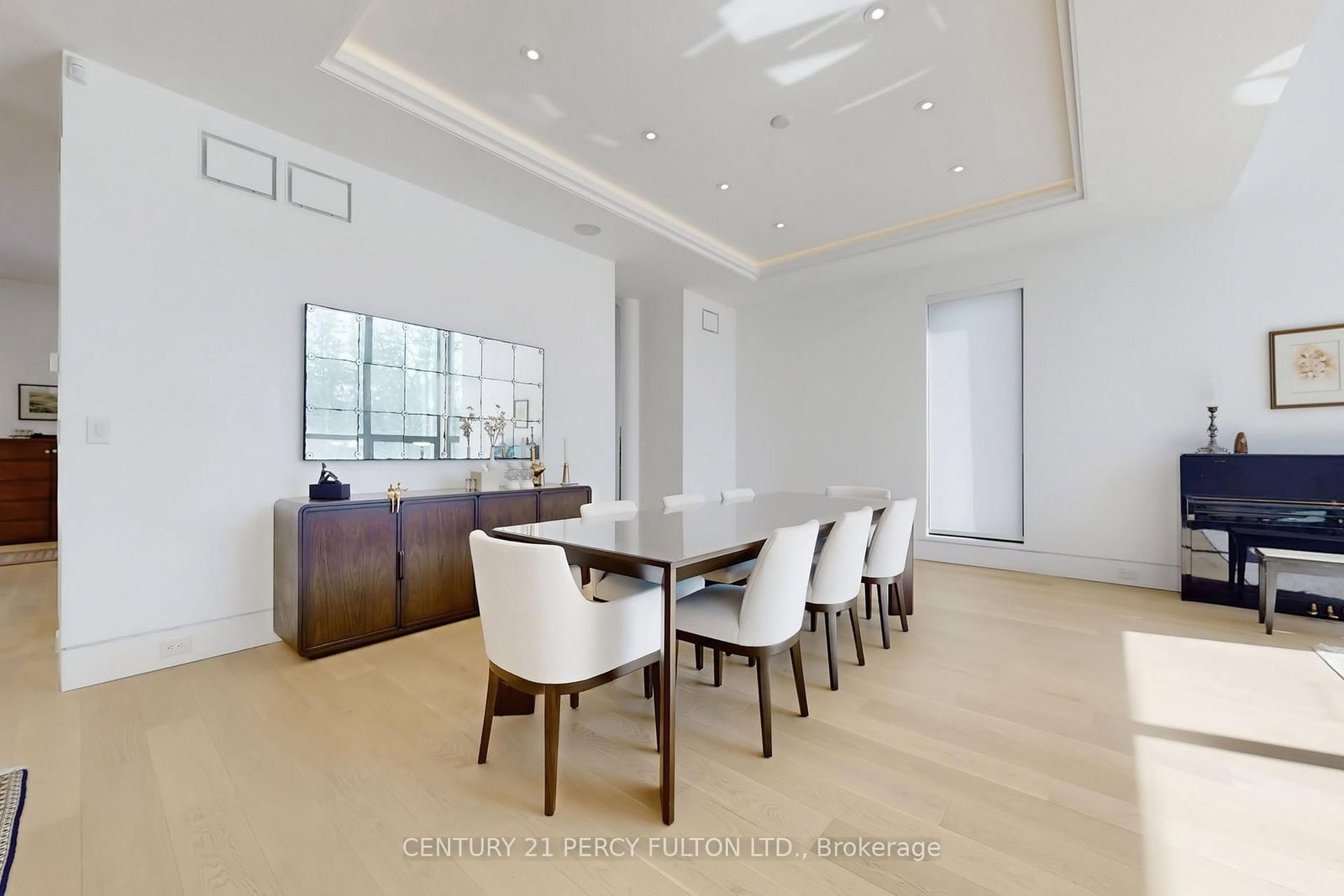 128 Anndale Drive • Toronto, ON photo 15