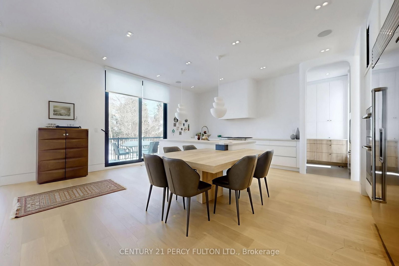 128 Anndale Drive • Toronto, ON photo 23
