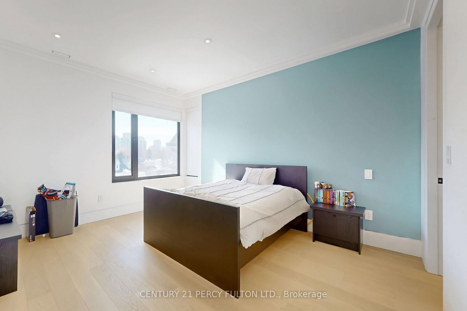 128 Anndale Drive • Toronto, ON photo 36