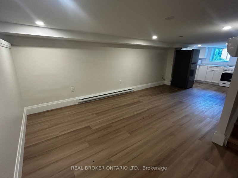 3 - 659 Vaughan Road