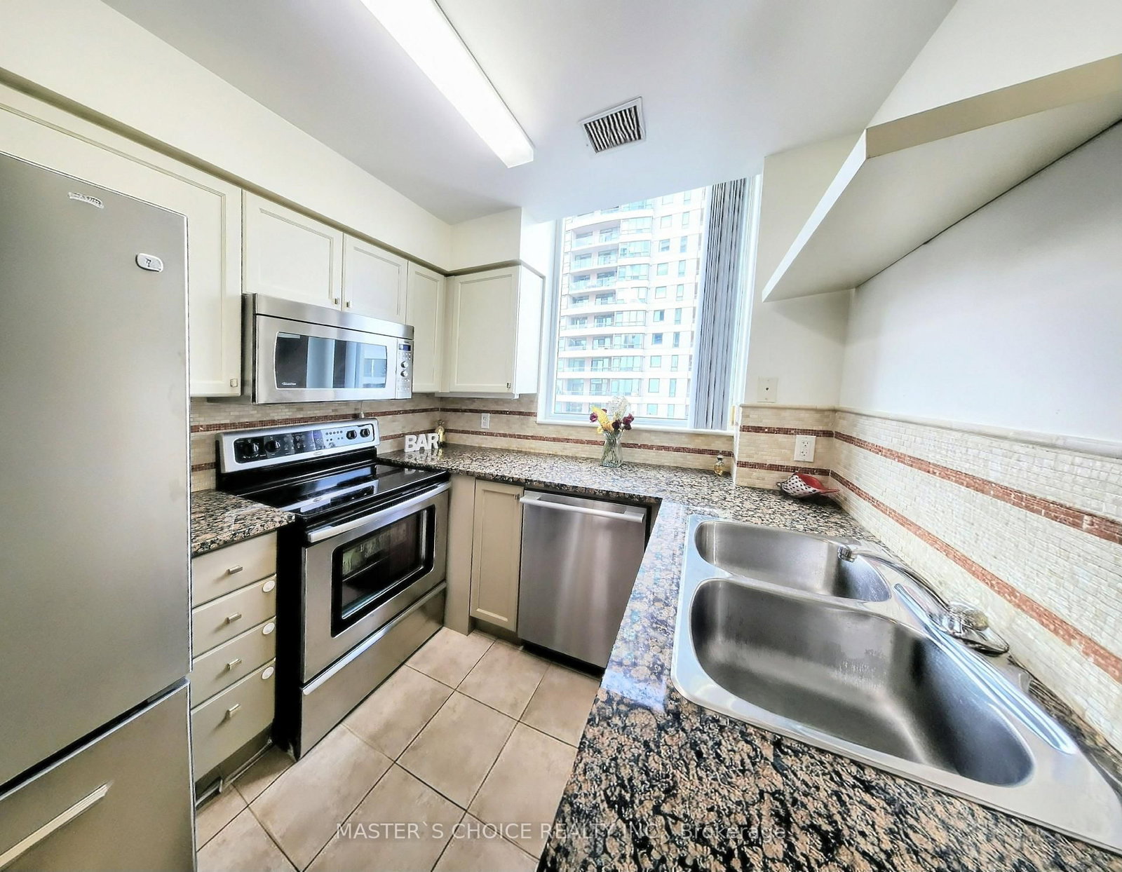 18 Spring Garden Avenue • #2805 • Toronto, ON photo 14