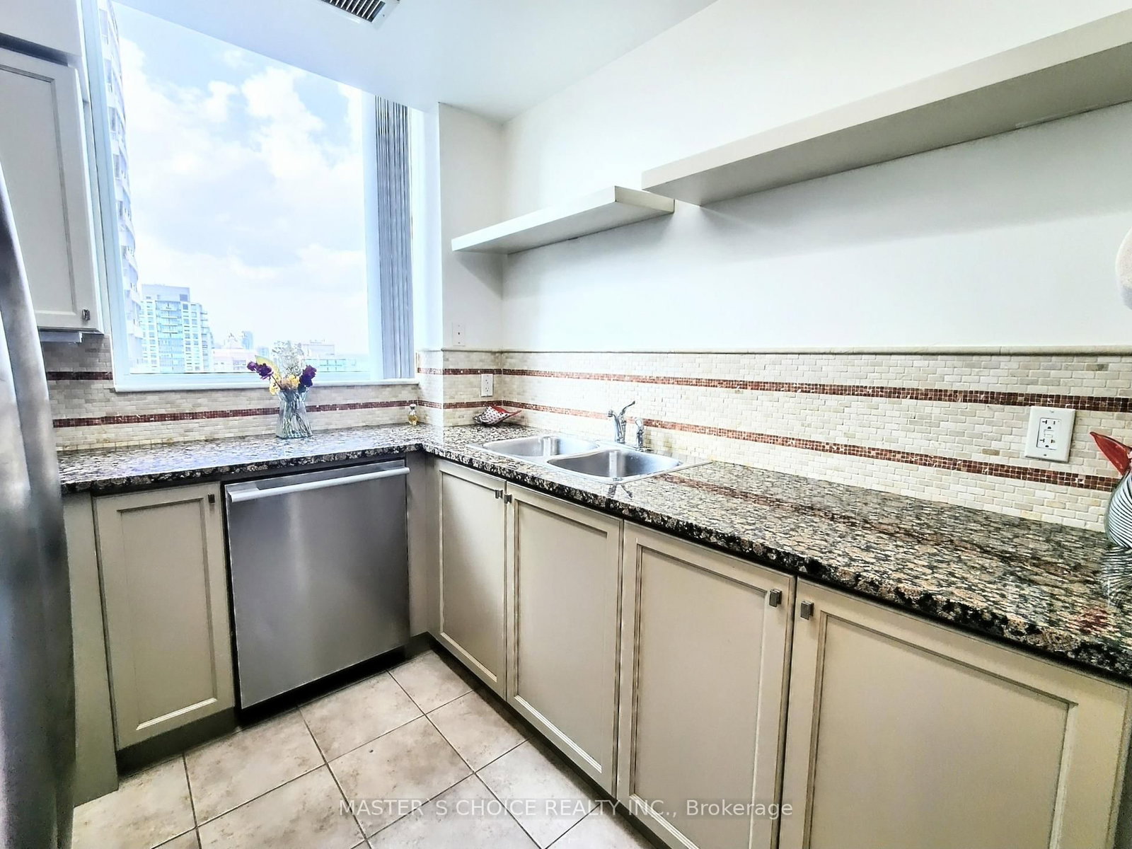 18 Spring Garden Avenue • #2805 • Toronto, ON photo 15