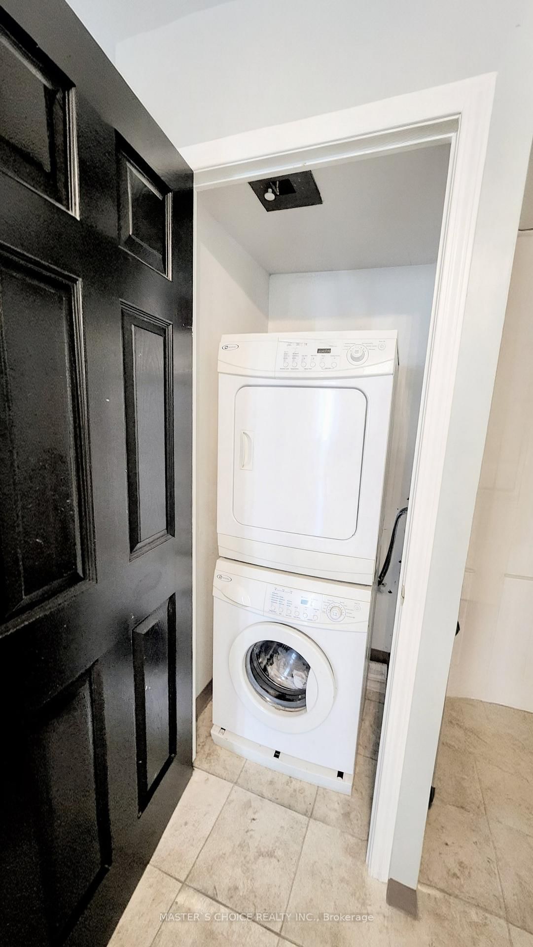 18 Spring Garden Avenue • #2805 • Toronto, ON photo 32