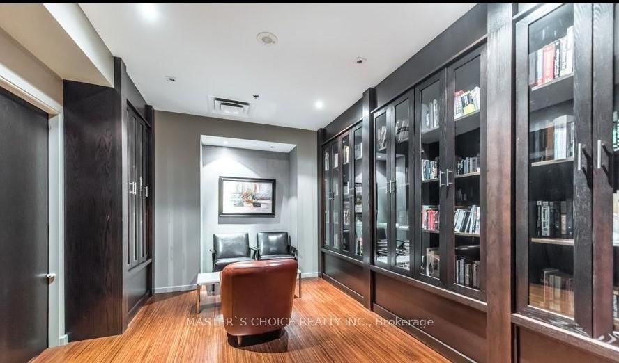 18 Spring Garden Avenue • #2805 • Toronto, ON photo 38