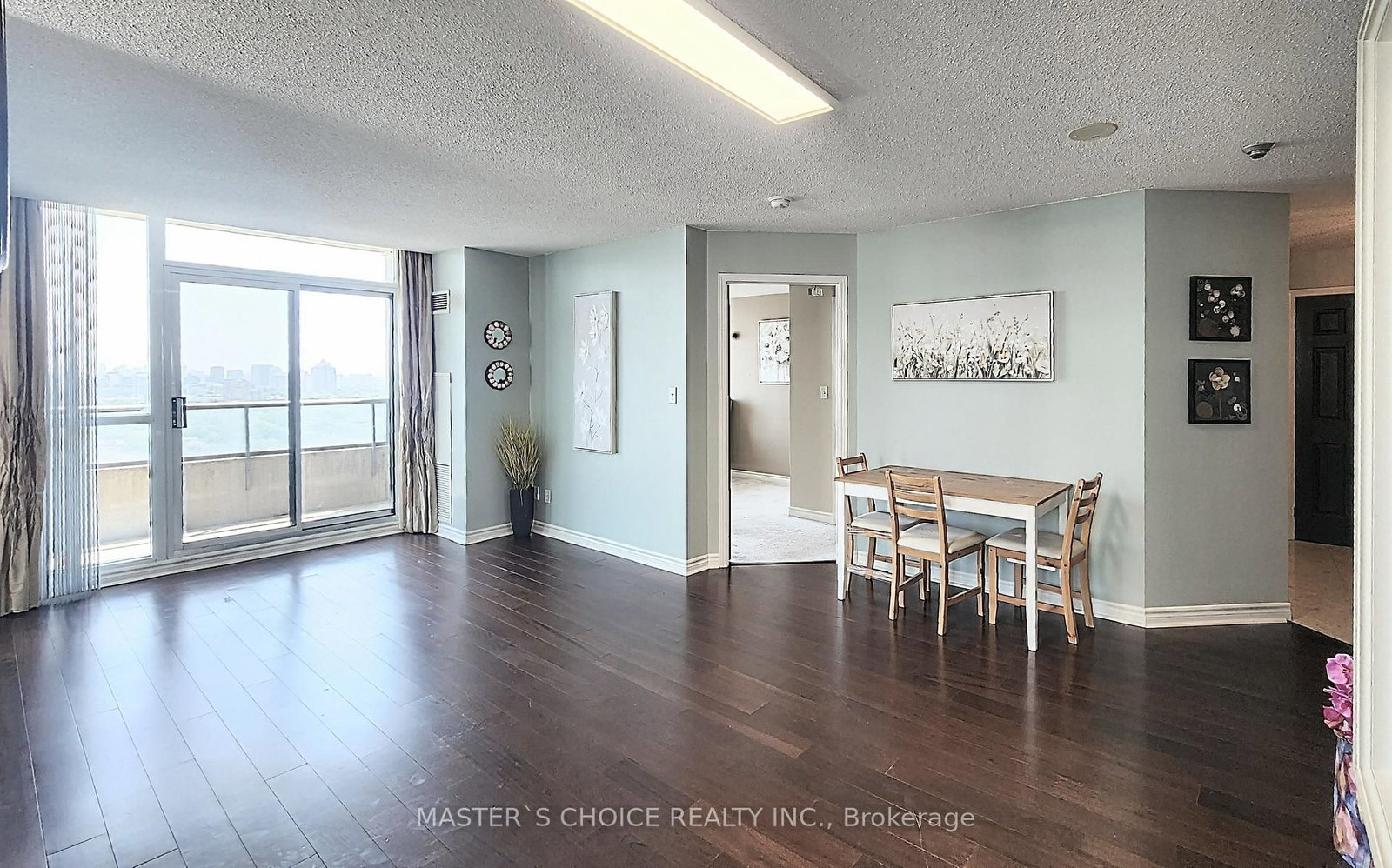 18 Spring Garden Avenue • #2805 • Toronto, ON photo 6