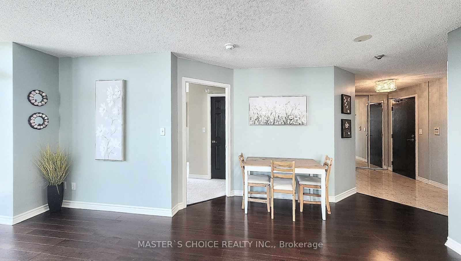 18 Spring Garden Avenue • #2805 • Toronto, ON photo 9