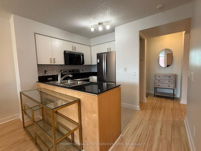 Unit 612 — 373 Front Street W — photo 5