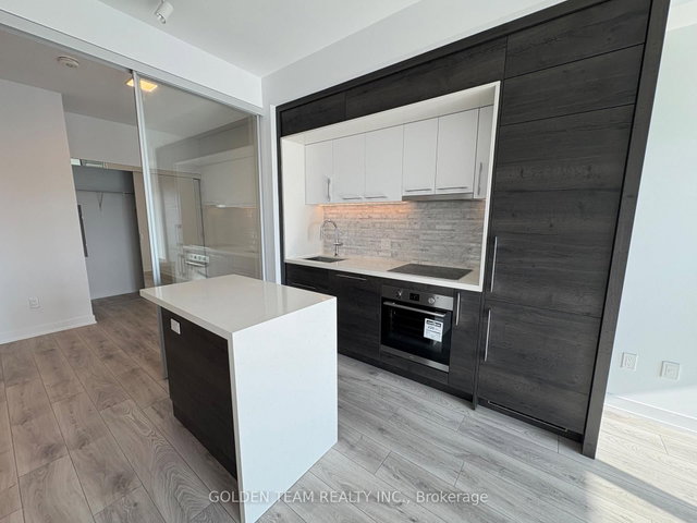 1809 - 29 Green Trail Court