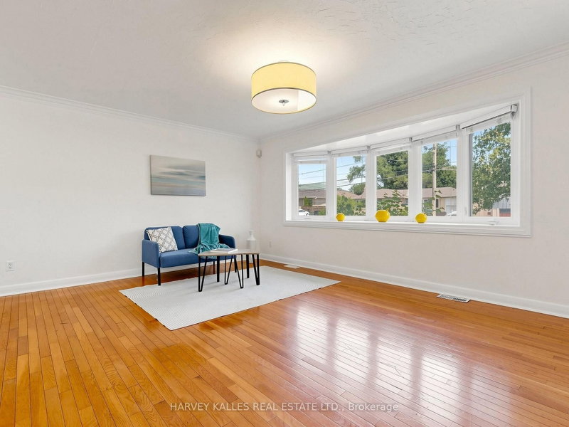 87 Combe Ave photo 5