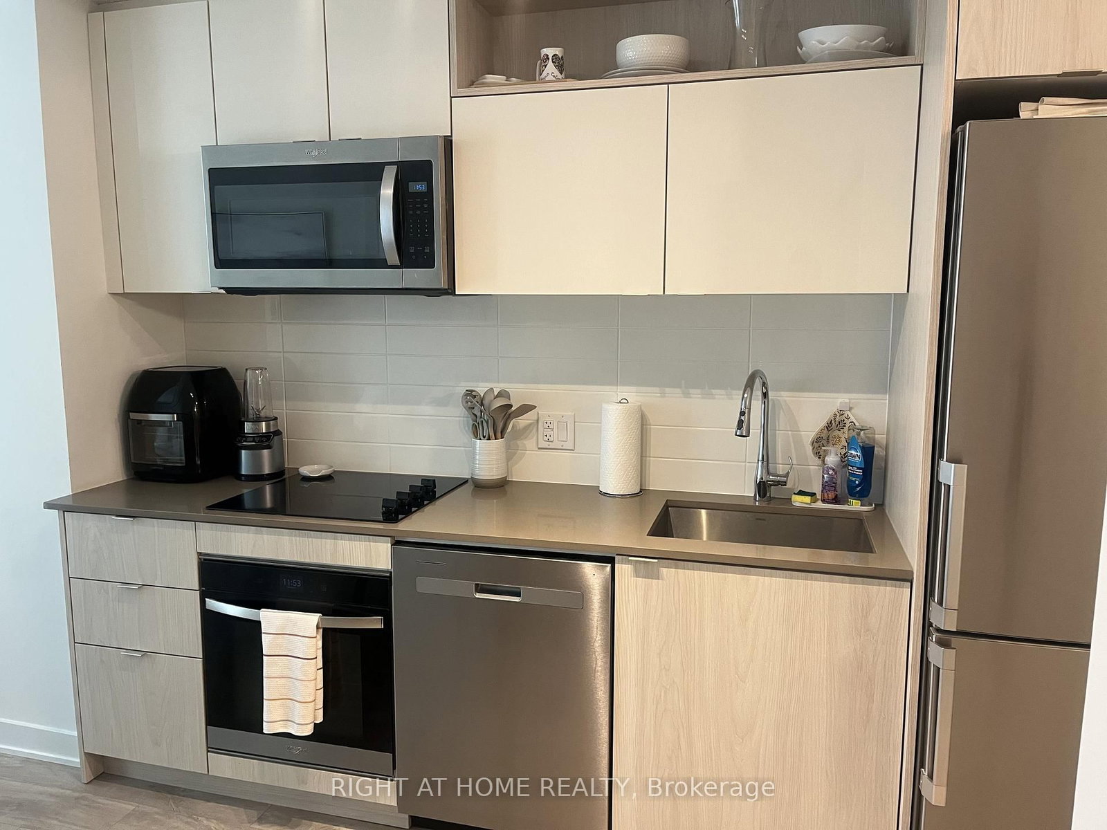 409-100 Dalhousie Street, Toronto, ON, photo 4
