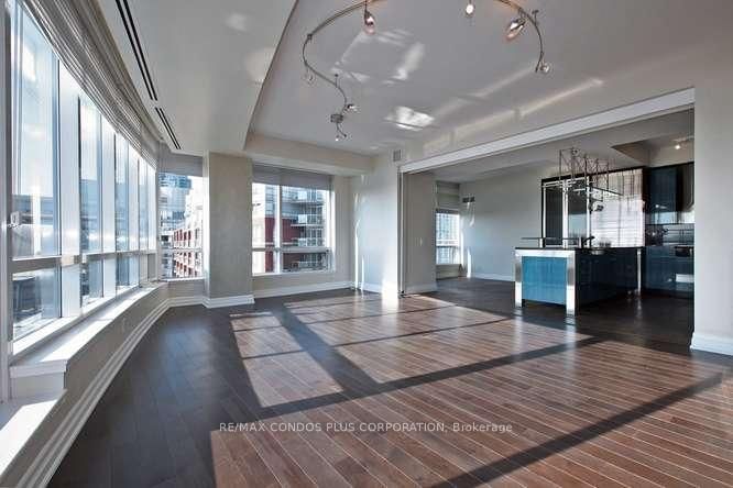 500 Queens Quay W. • #902W • Toronto, ON photo 8