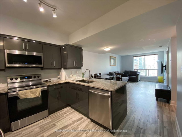 1505 - 410 Queens Quay Way W