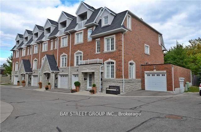 9 Strawflower Mews, Toronto, ON