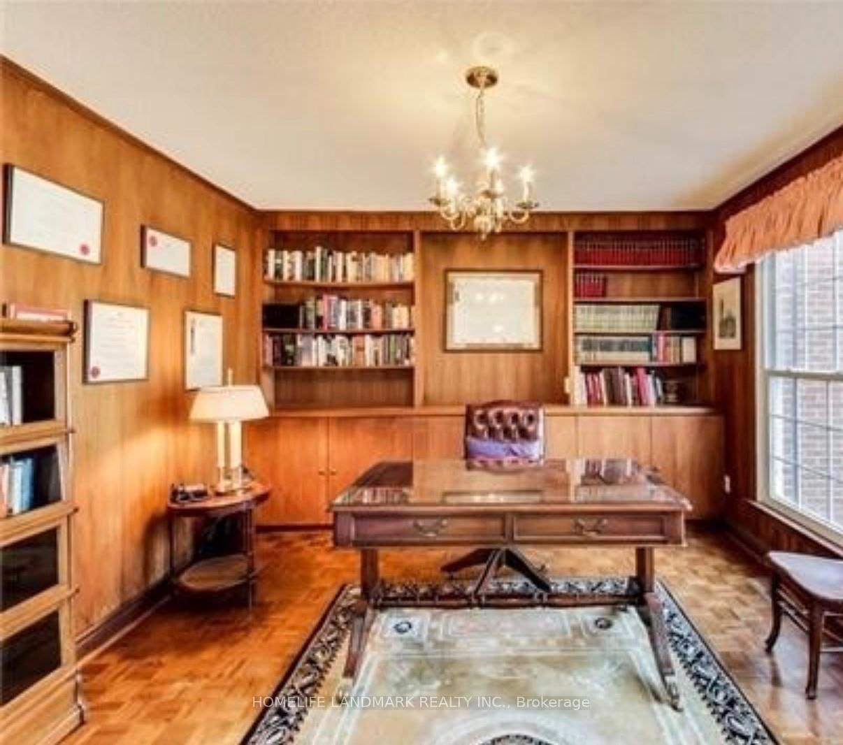 15 Tofino Crescent • Toronto, ON photo 8