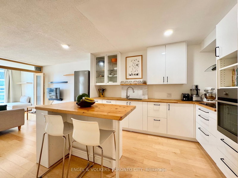 Unit 2410 — 44 St Joseph Street, Toronto