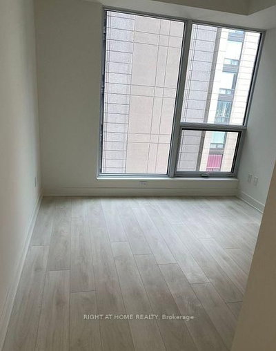 Unit 1207 — 15 Mercer Street — more photos