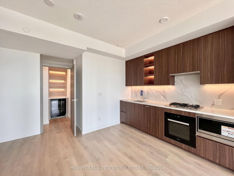 2016 - 68 Esther Shiner Boulevard