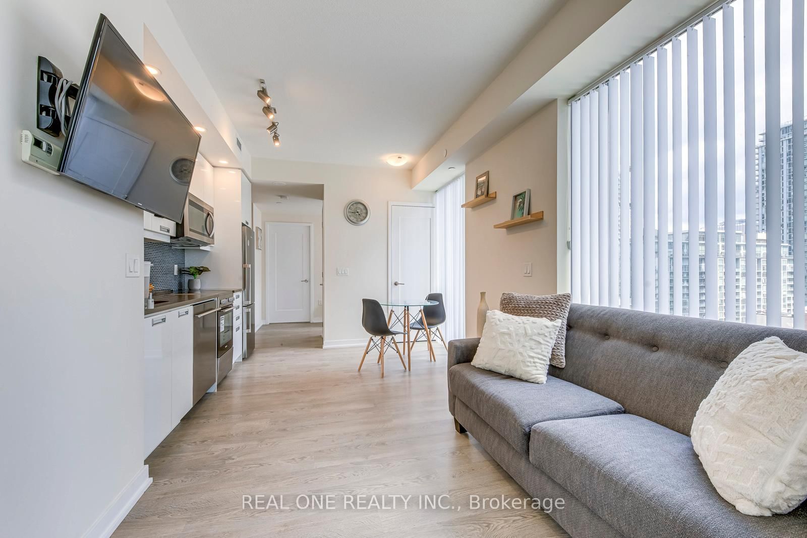 99 JOHN Street • #1001 • Toronto, ON photo 14
