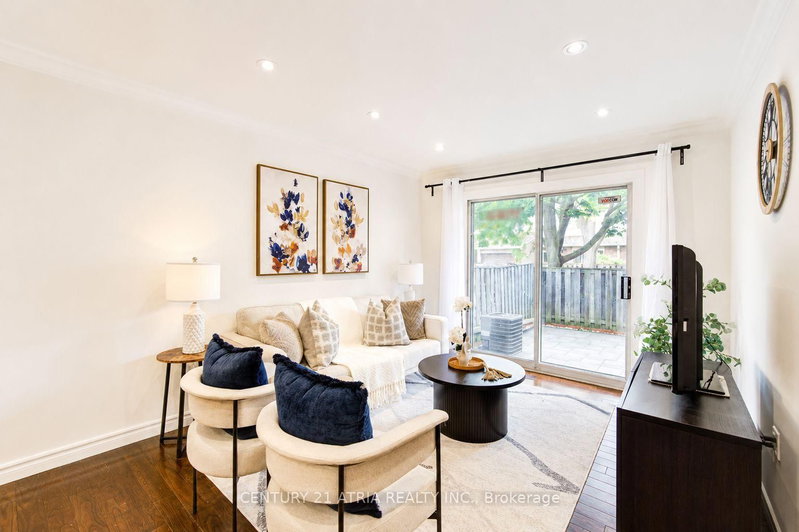 4 Sand Fern Way