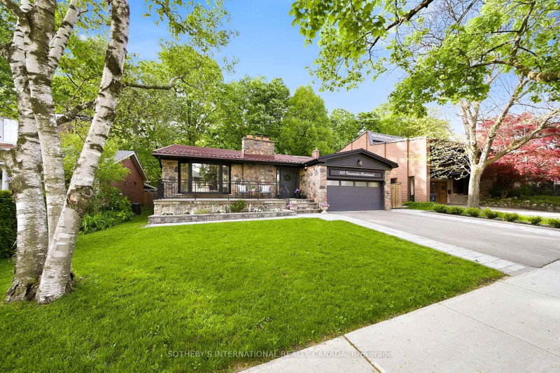 122 Cassandra Boulevard