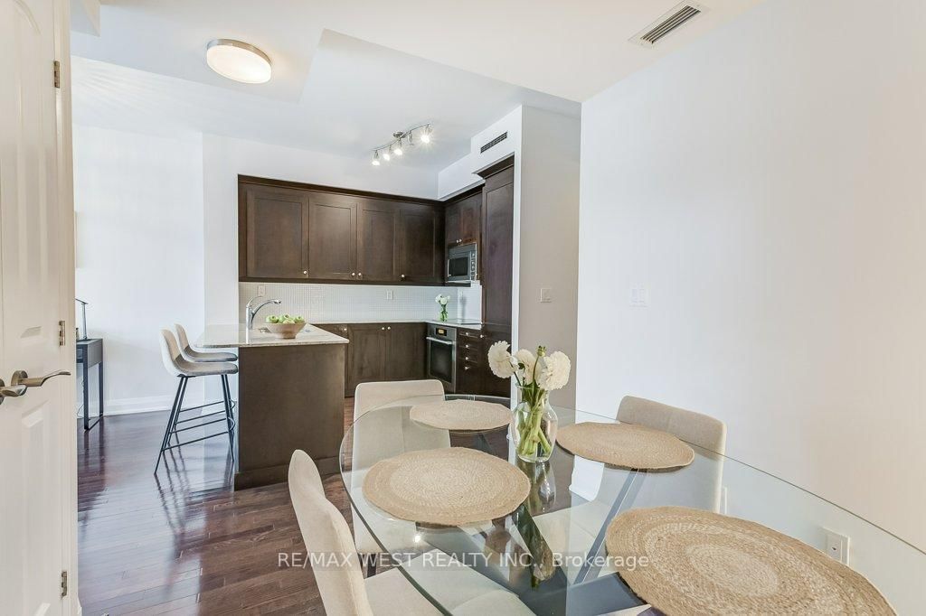 818-1 Bedford Road, Toronto, ON, photo 5
