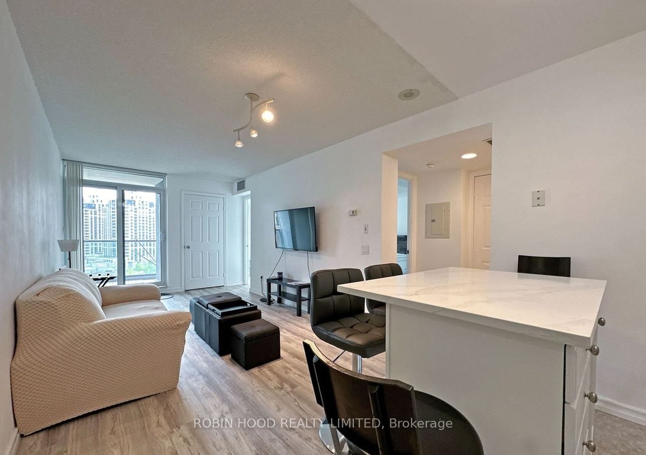 30-30 Harrison Garden Boulevard, Toronto, ON, photo 4
