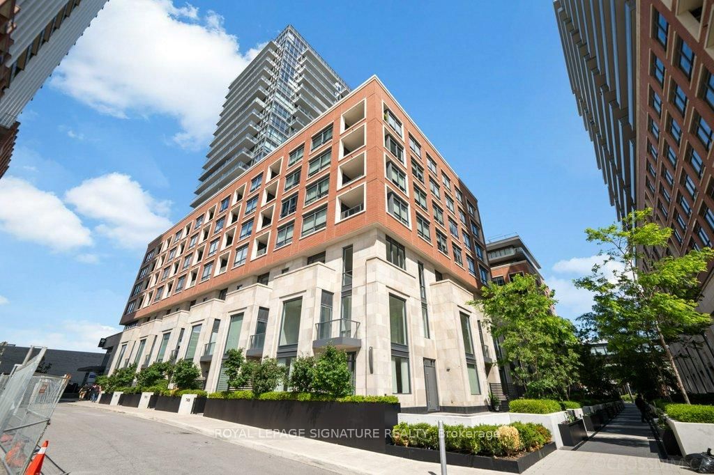 711-33 Frederick Todd Way, Toronto, ON