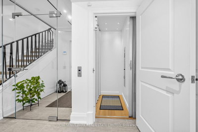29 Oaklands Avenue • Toronto, ON