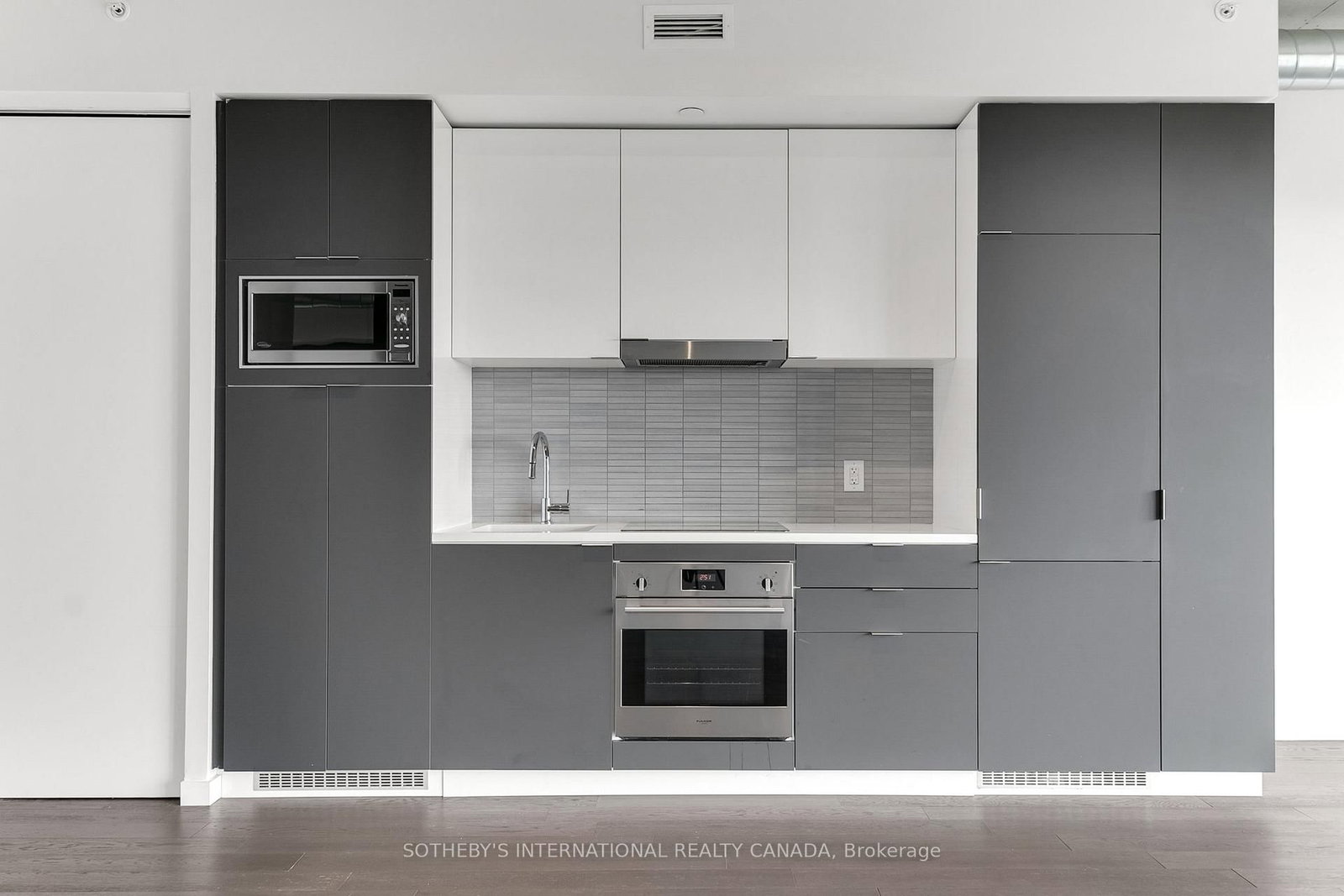 170 Bayview Avenue • #820 • Toronto, ON photo 16