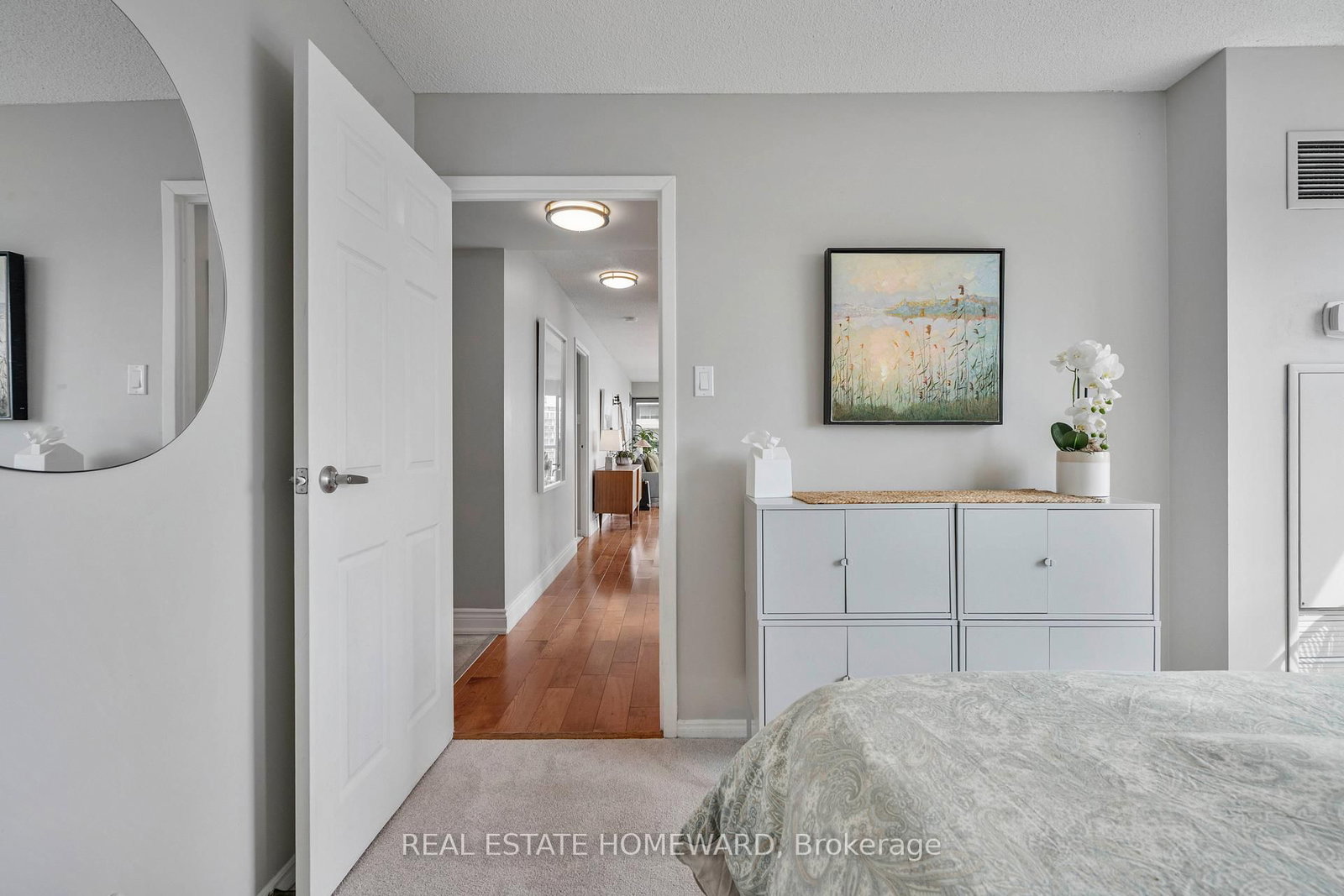 10 W Queens Quay • #704 • Toronto, ON photo 30