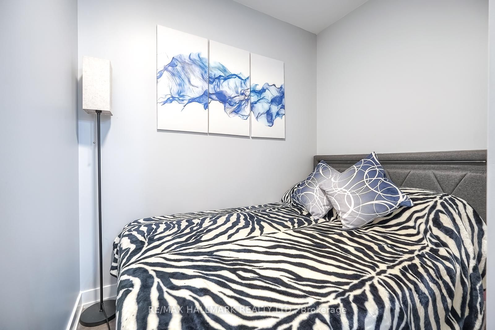 9 Tecumseth Street • #421 • Toronto, ON photo 21