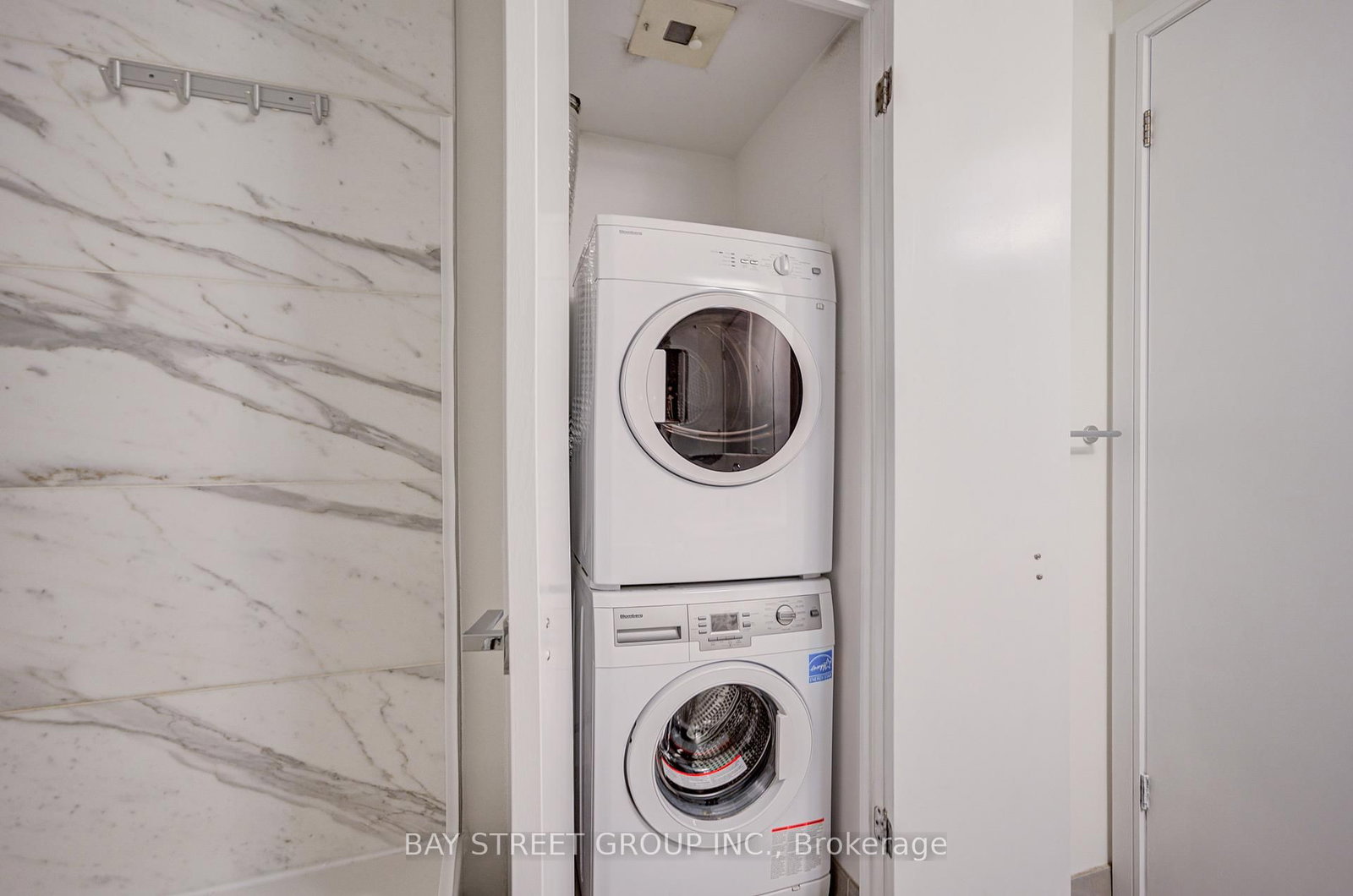 57 St. Joseph Street • #2706 • Toronto, ON photo 17