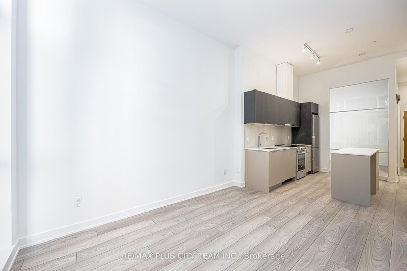 105 - 8 Tippett Road