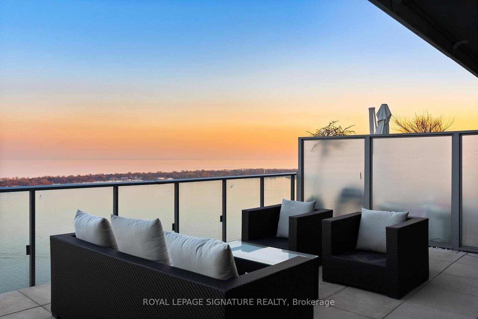 16 Bonnycastle Street • #4304 • Toronto, ON photo 35
