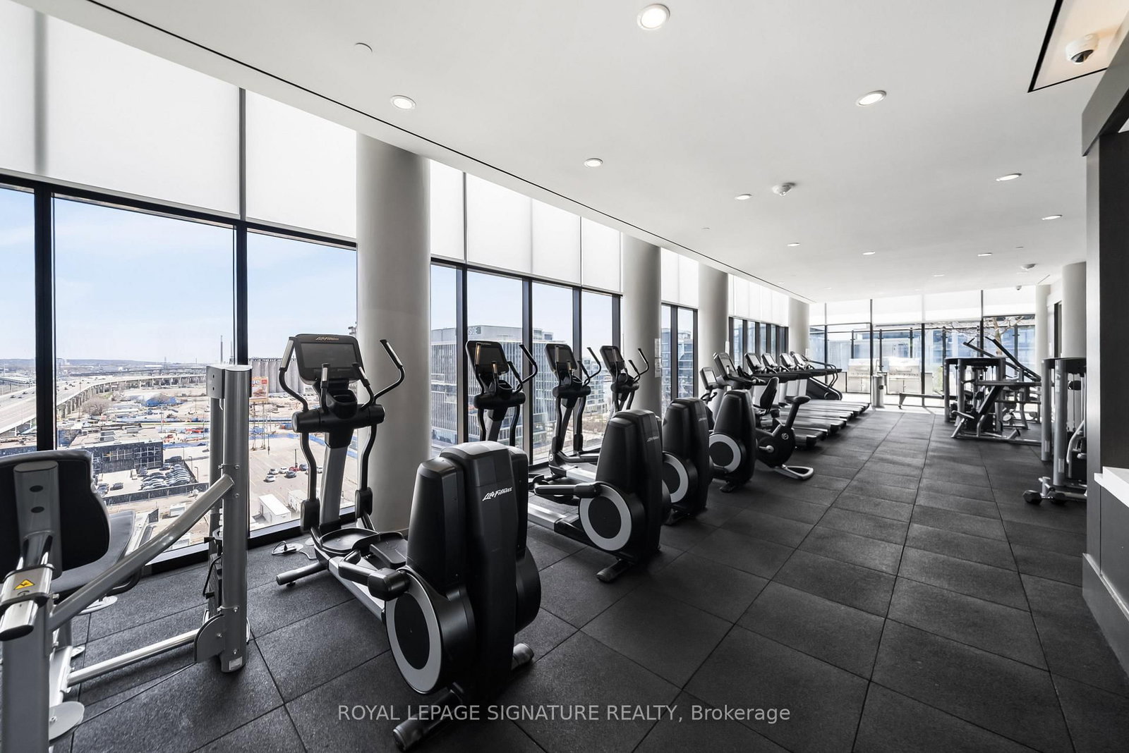 16 Bonnycastle Street • #4304 • Toronto, ON photo 41