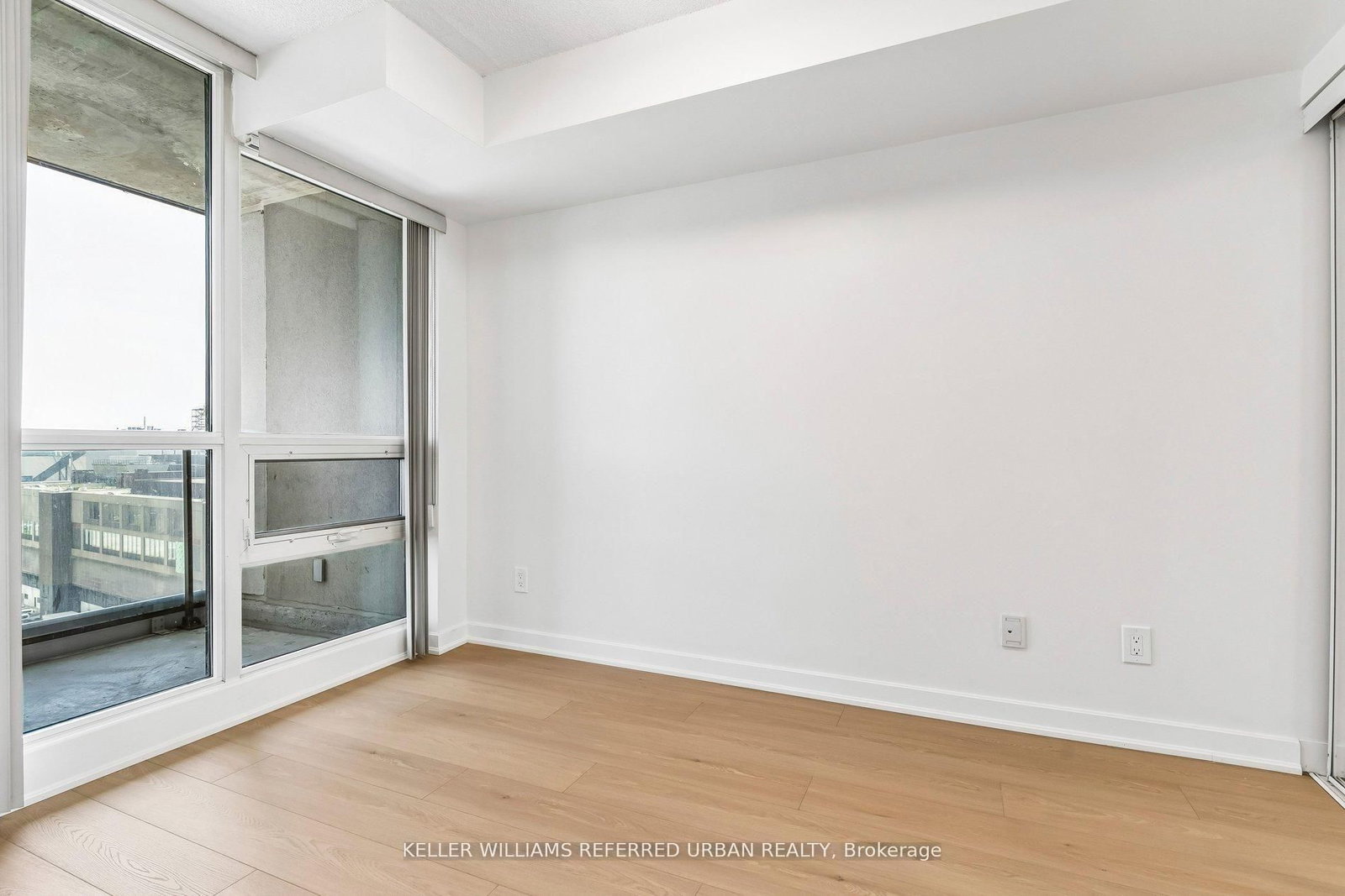 12 Yonge Street • #1103 • Toronto, ON photo 16