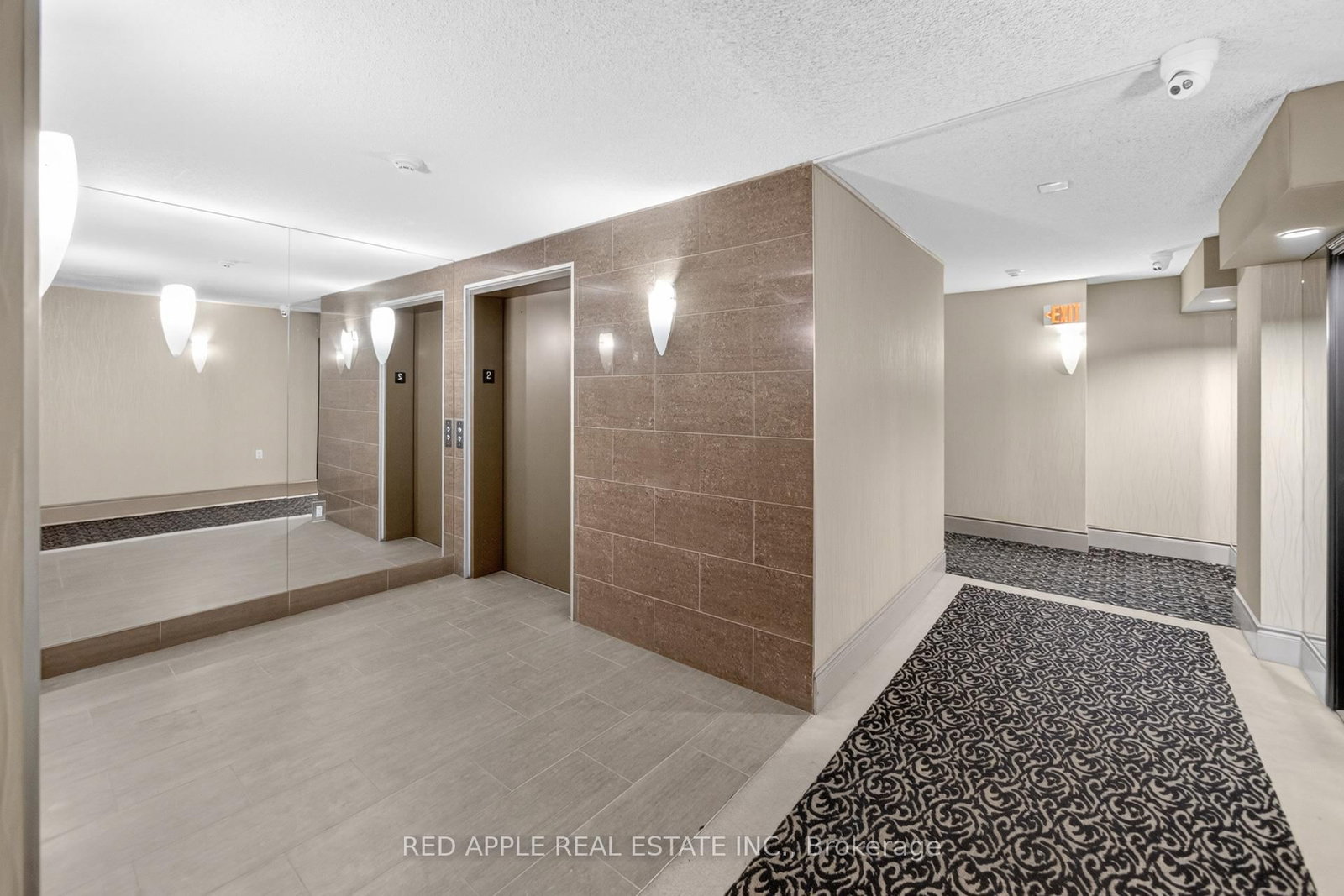 872 Sheppard Toronto,ON M3H 5V5 — Photo 10