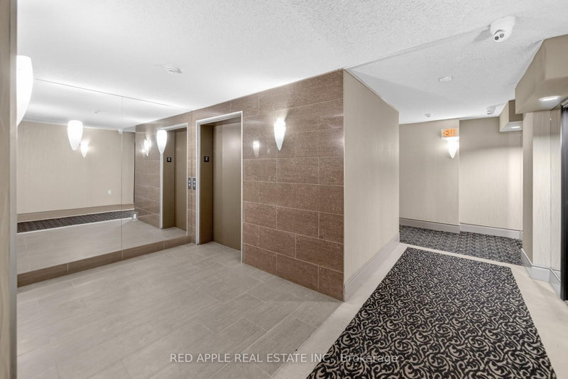 872 Sheppard Toronto,ON M3H 5V5 — Photo 10