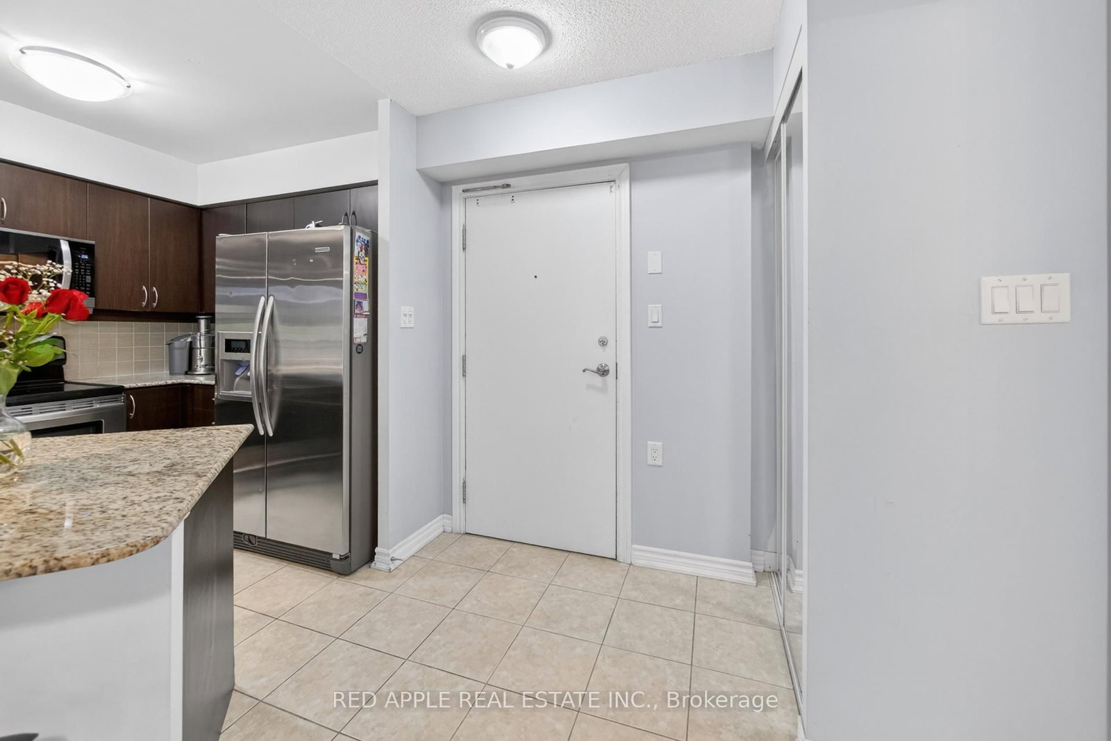 872 Sheppard Toronto,ON M3H 5V5 — Photo 12
