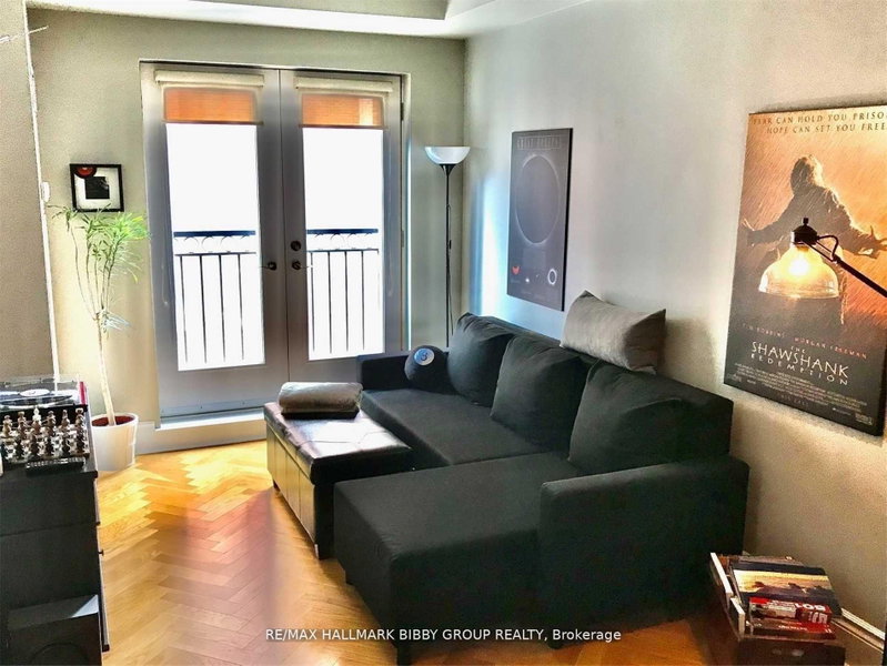 home for lease on 503-120 Lombard Street