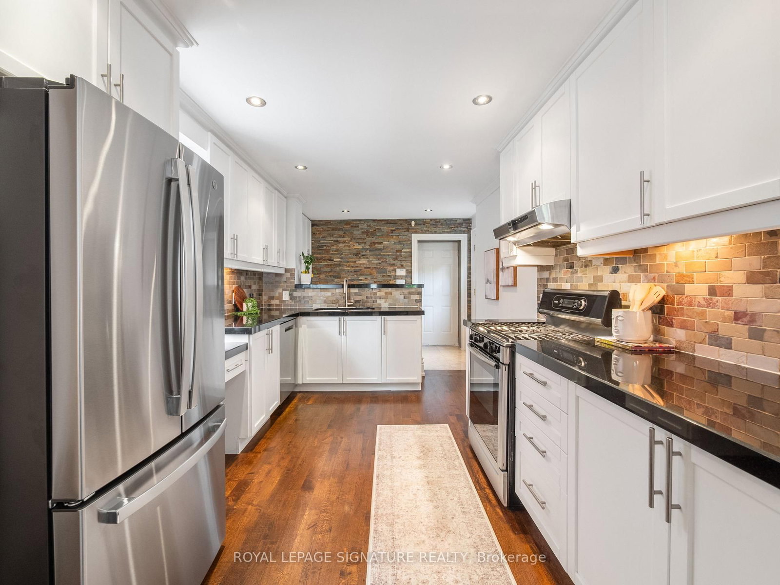 4 Whitaker Avenue • Toronto, ON photo 7